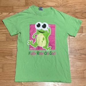 Sweet Frog Small Unisex Graphic Tee